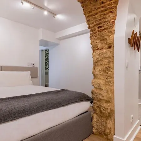 Apartment Arch *