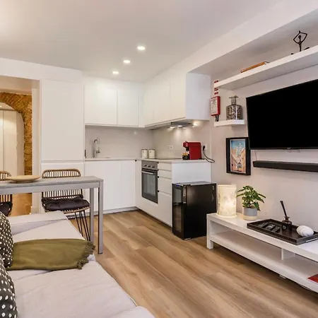 Contemporary Hideaway In Lapa * 리스본